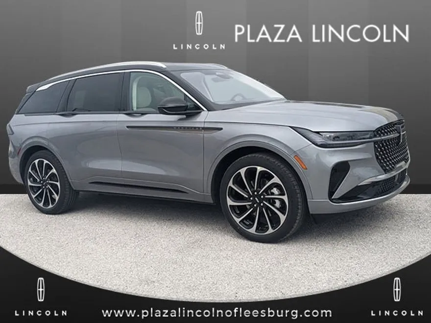 2025 Lincoln Nautilus Black Label photo 1