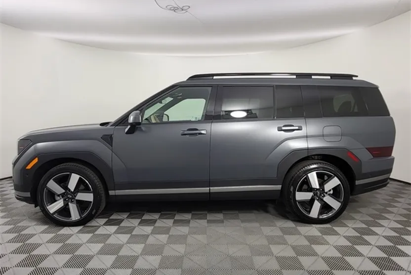 2025 Hyundai Santa Fe Limited photo 1