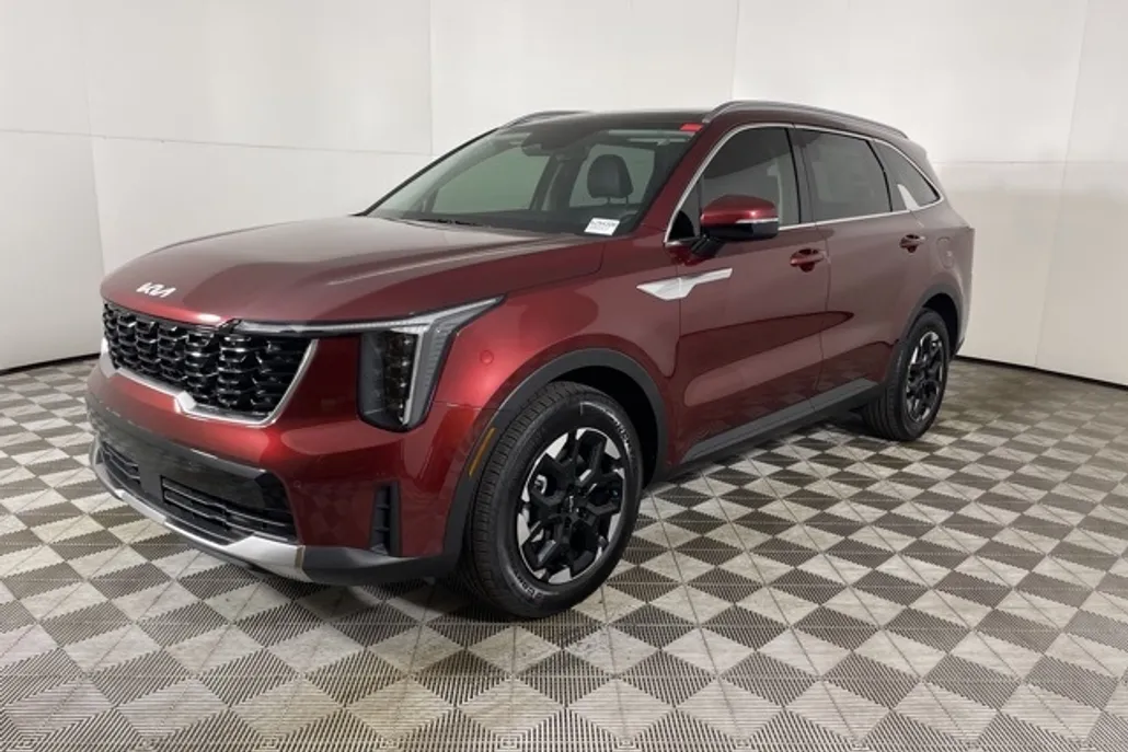 2025 Kia Sorento S photo 1
