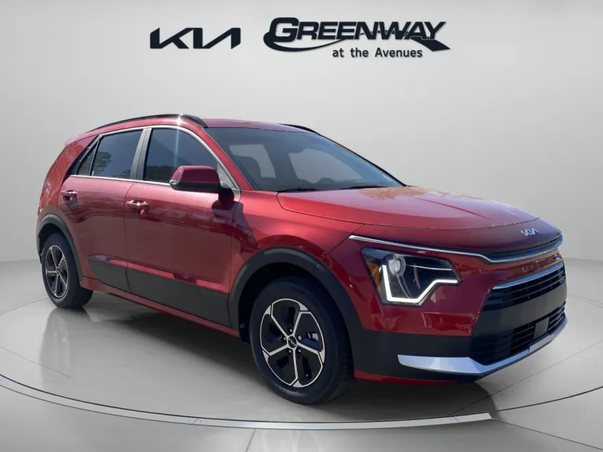 2025 Kia Niro EX photo 1