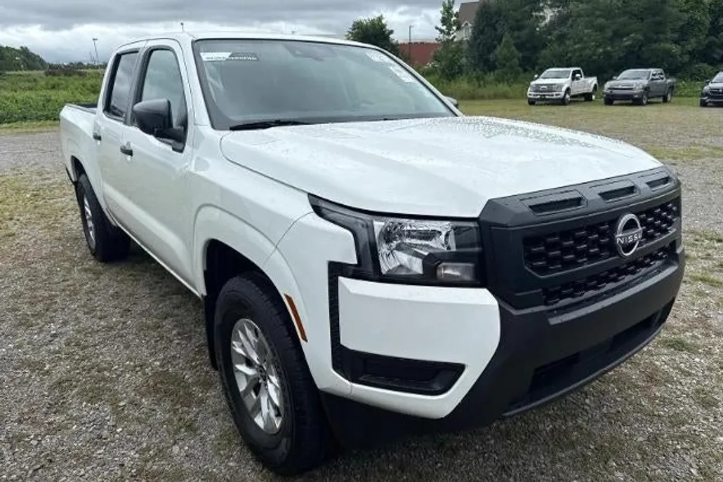 2025 Nissan Frontier Crew Cab S photo 1