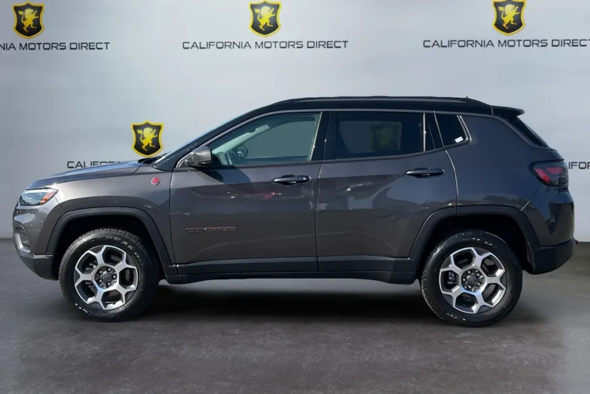 2022 Jeep Compass Trailhawk photo 1