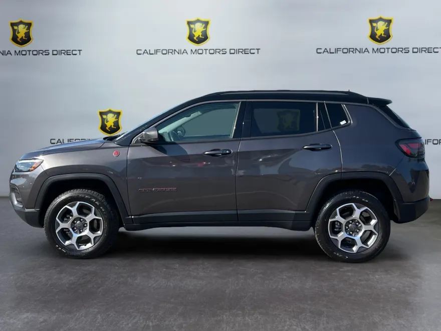 2022 Jeep Compass Trailhawk photo 1