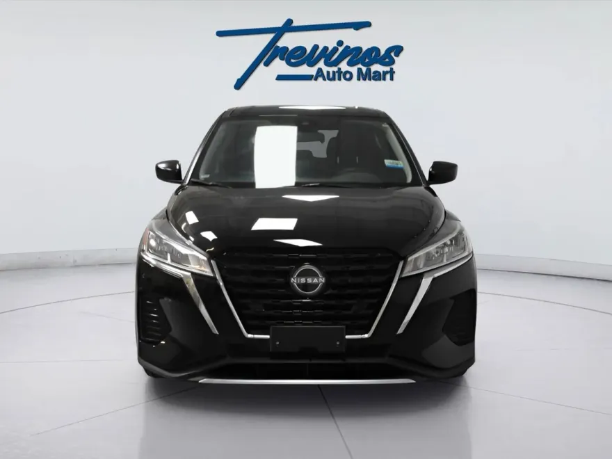 2022 Nissan Kicks S photo 1