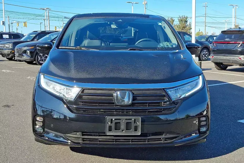 2023 Honda Odyssey Elite photo 1