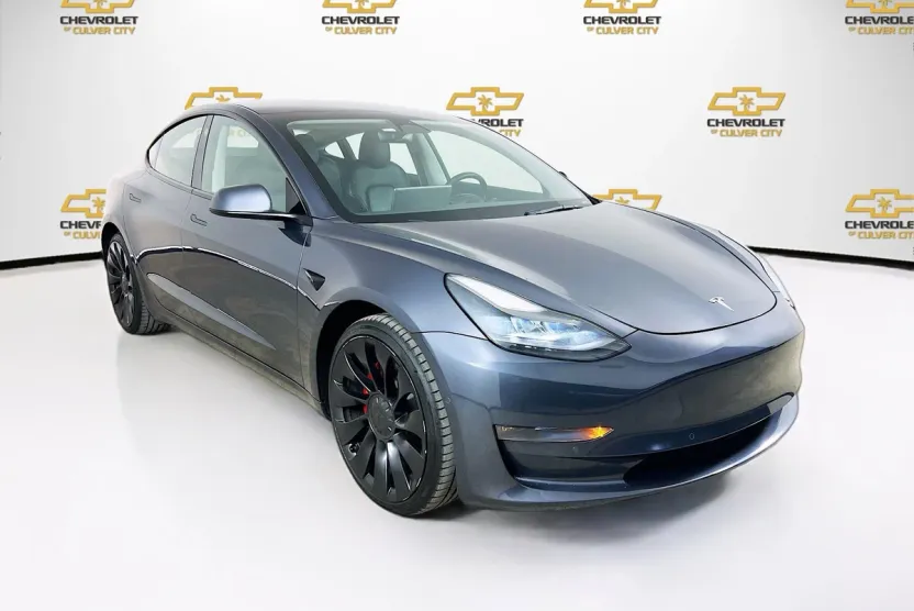 2022 Tesla Model 3 Performance photo 1