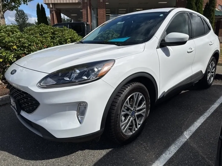 2022 Ford Escape SEL photo 1