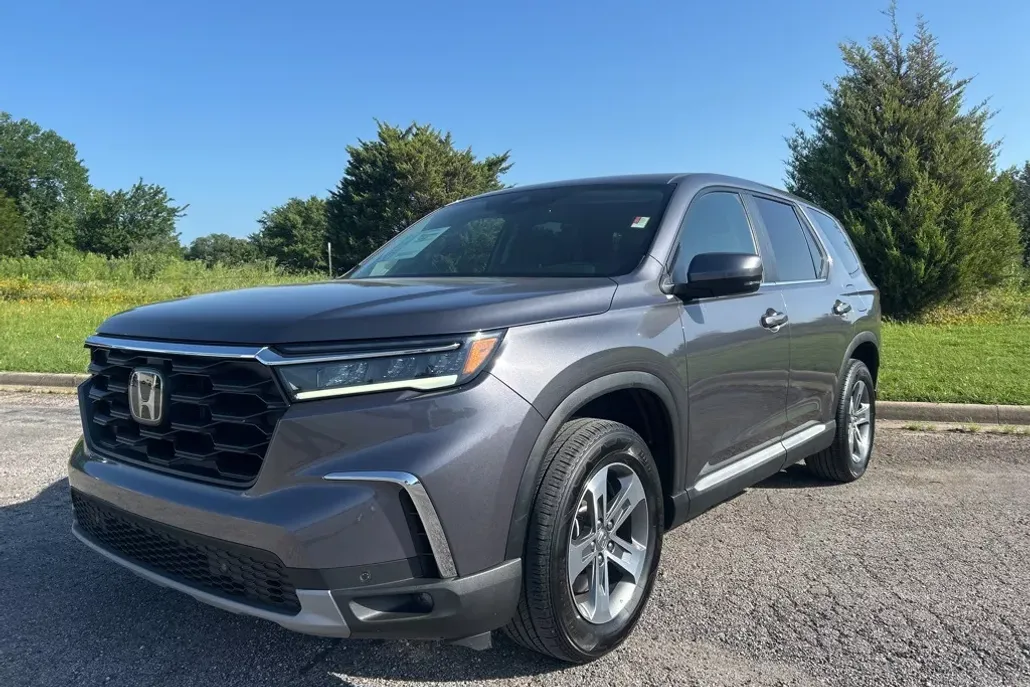 2024 Honda Pilot EX-L photo 1