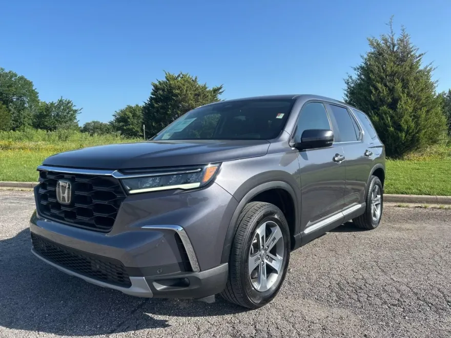 2024 Honda Pilot EX-L photo 1