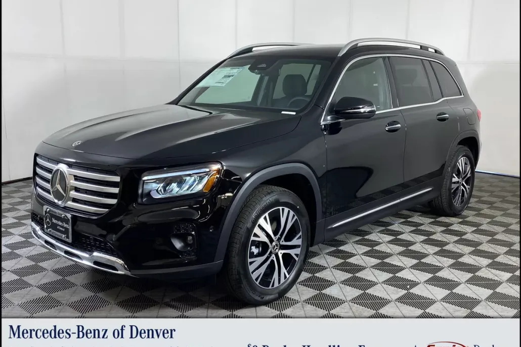 2025 Mercedes Benz GLB 250 4MATIC photo 1