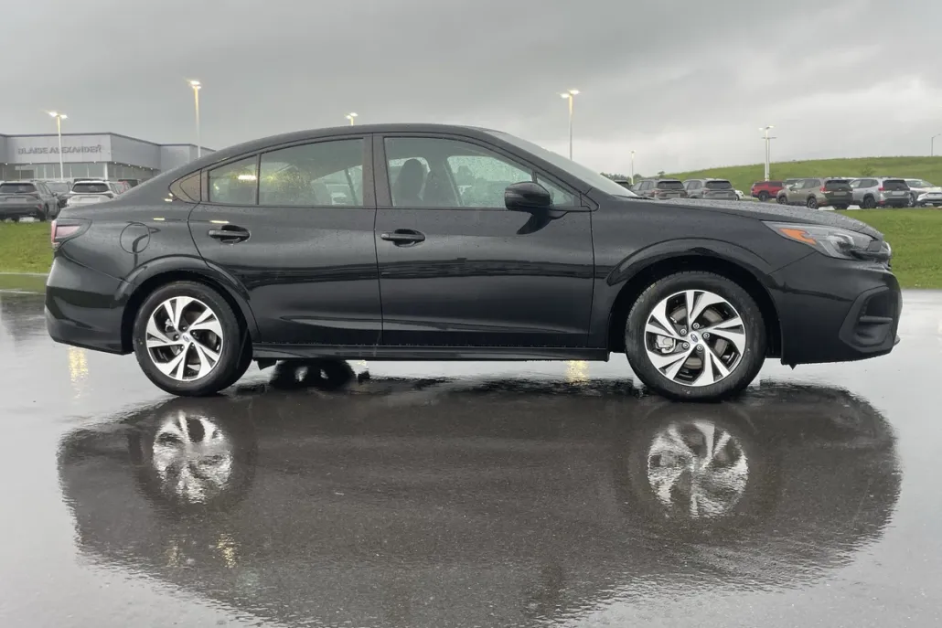 2025 Subaru Legacy Premium photo 1