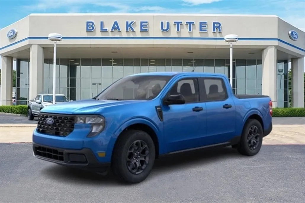2025 Ford Maverick XLT photo 1