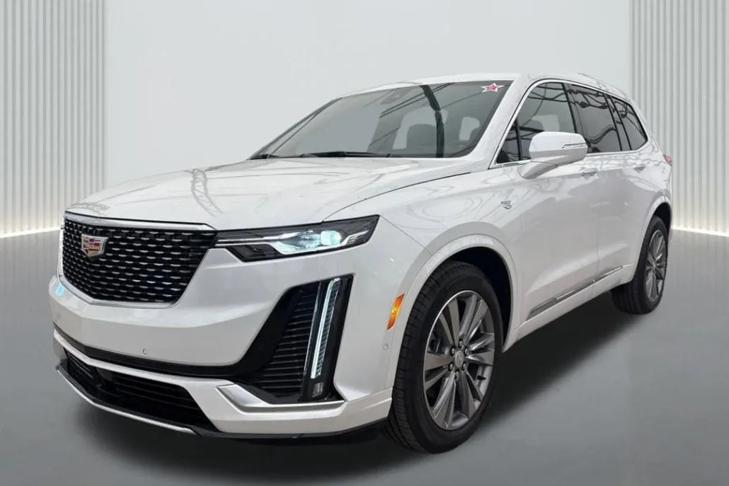 2025 Cadillac XT6 Premium Luxury photo 1