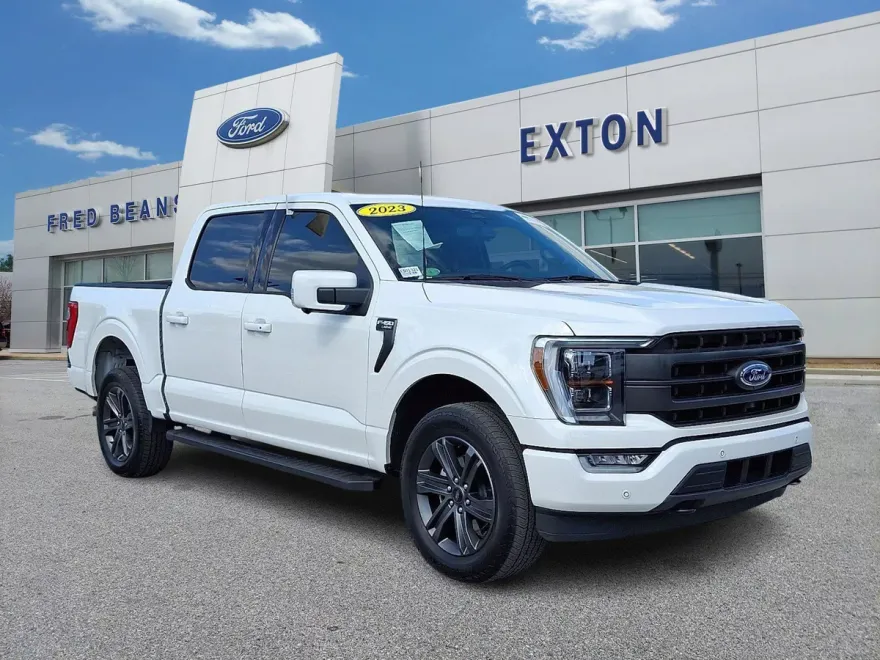 2023 Ford F-150 Lariat photo 1