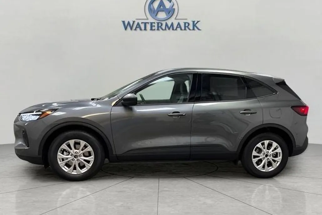2026 Ford Escape Active photo 1
