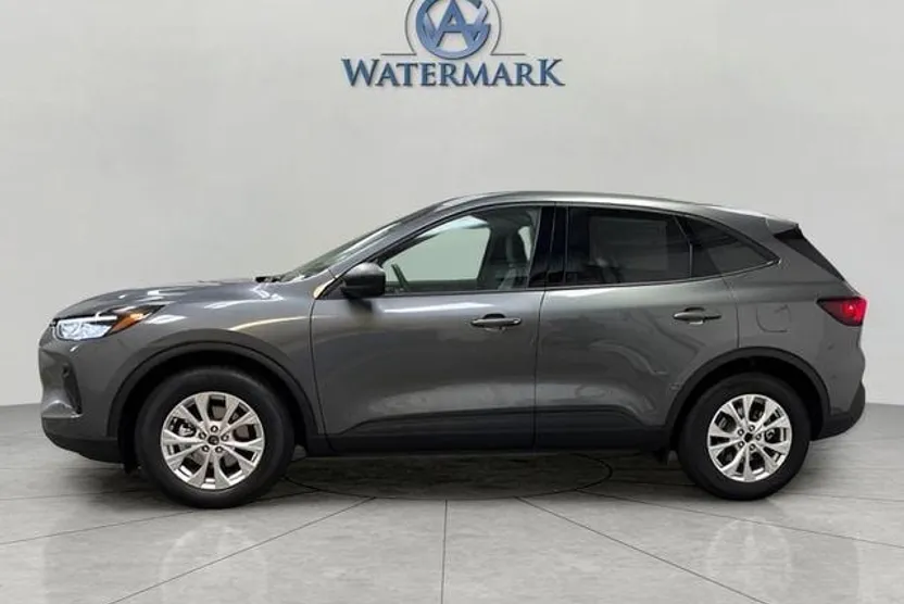 2026 Ford Escape Active photo 1