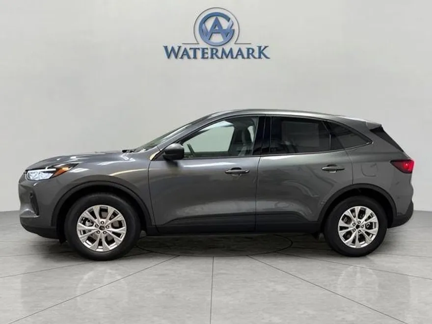 2026 Ford Escape Active photo 1
