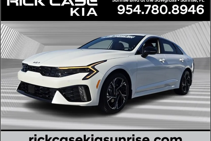 2026 Kia K5 GT-Line photo 1