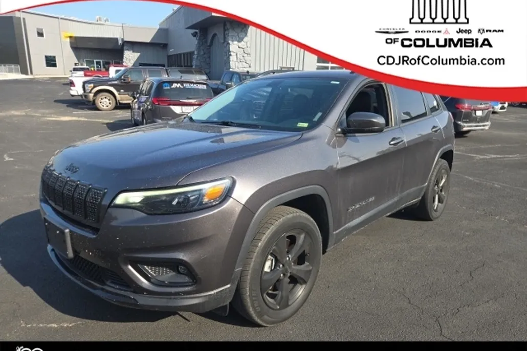 2020 Jeep Cherokee Altitude photo 1