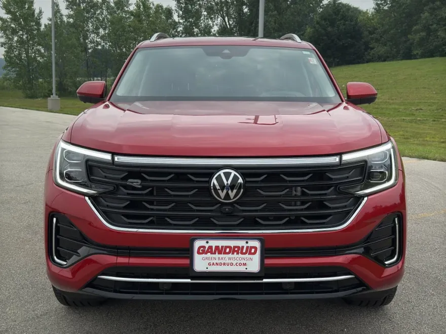 2024 Volkswagen Atlas SEL Premium R-Line photo 1
