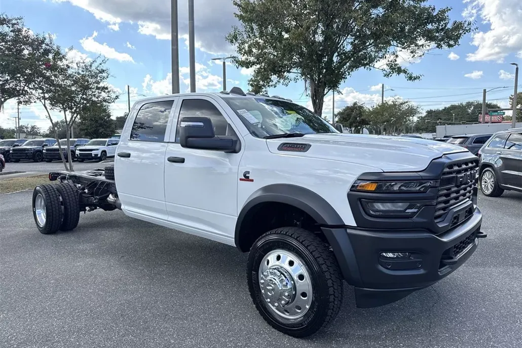 2026 Ram 4500 Tradesman photo 1