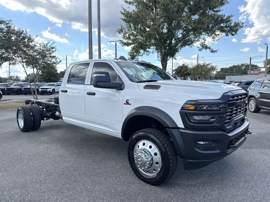 2026 Ram 4500 Tradesman photo 1