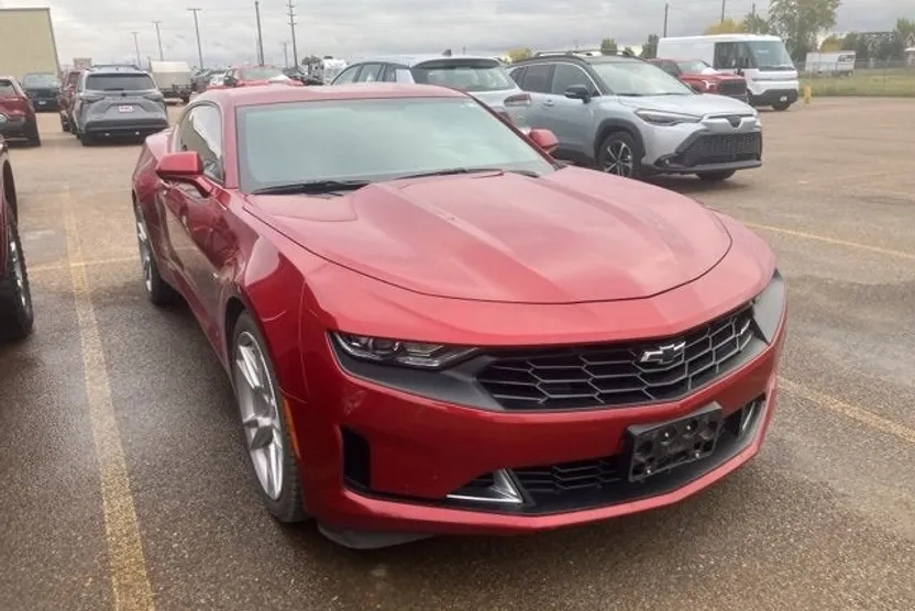 2020 Chevrolet Camaro 2LT photo 1