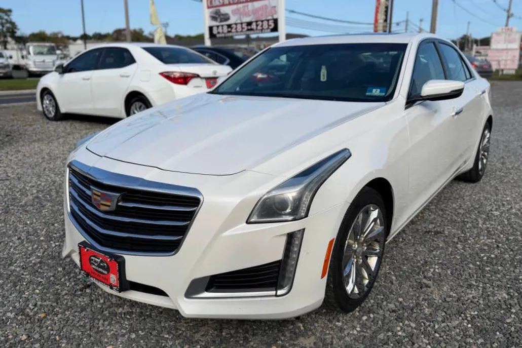 2016 Cadillac CTS Luxury photo 1