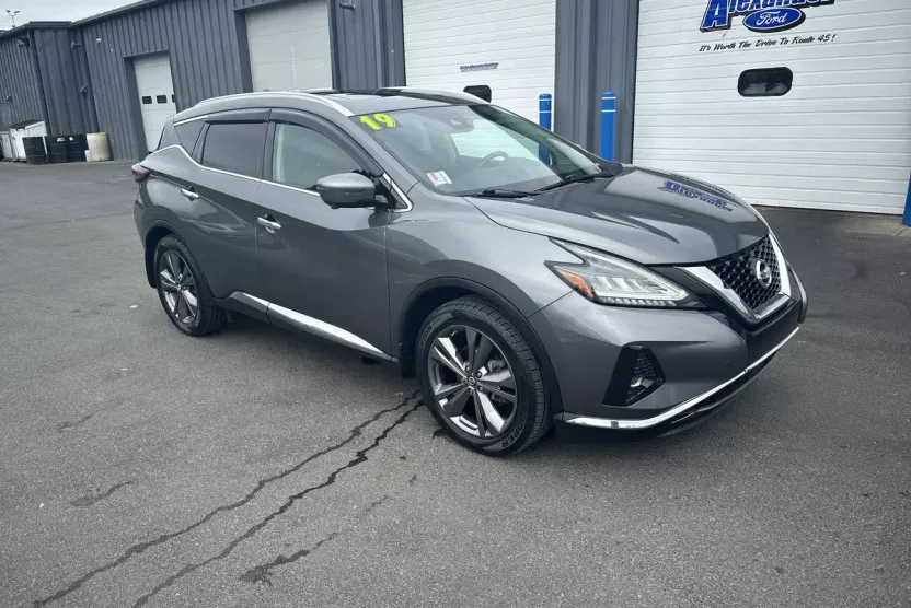 2019 Nissan Murano Platinum photo 1