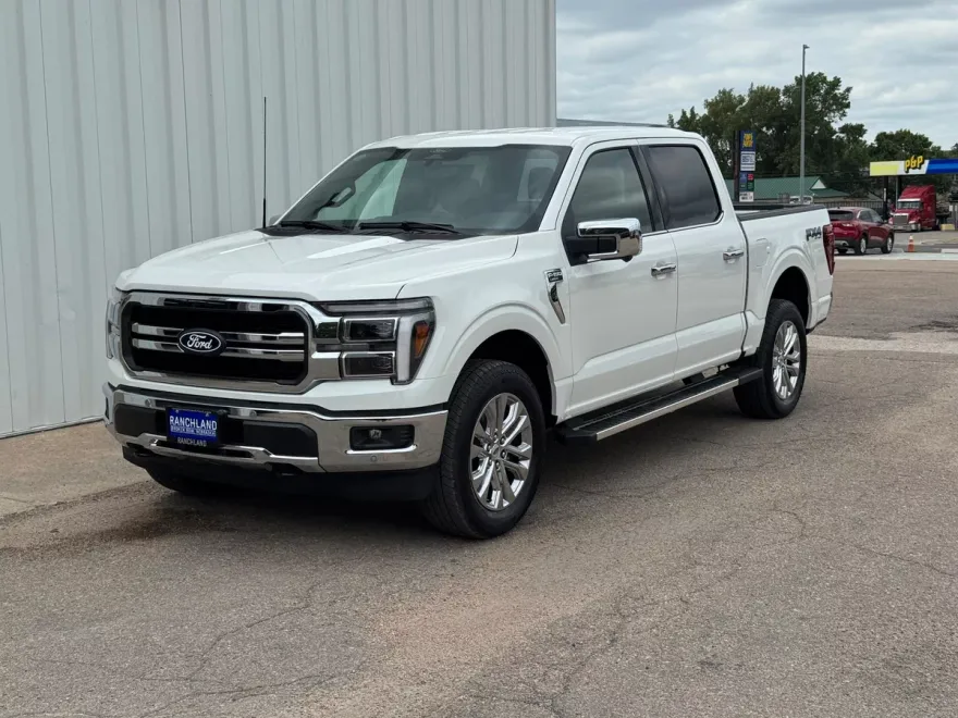 2025 Ford F-150 Lariat photo 1