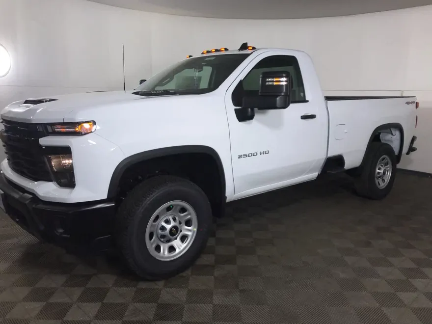 2026 Chevrolet Silverado 2500HD photo 1