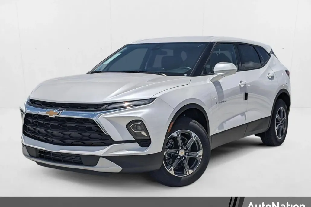 2025 Chevrolet Blazer 2LT photo 1