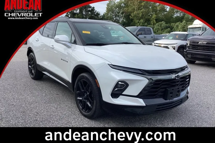 2023 Chevrolet Blazer RS photo 1