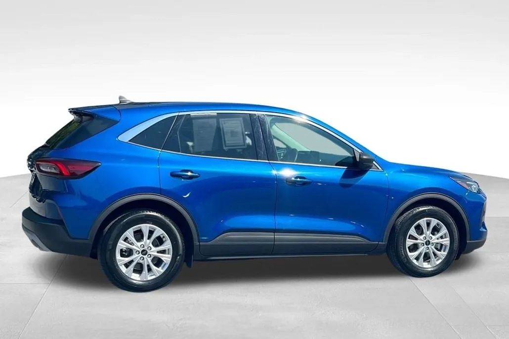 2023 Ford Escape Active photo 1