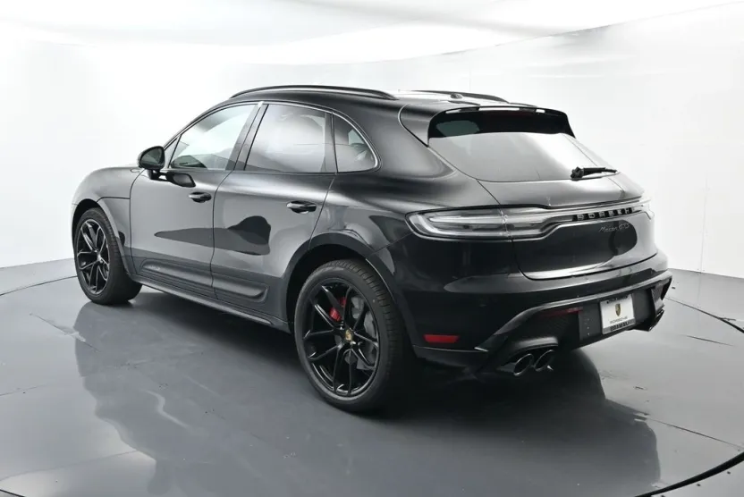 2026 Porsche Macan GTS photo 1