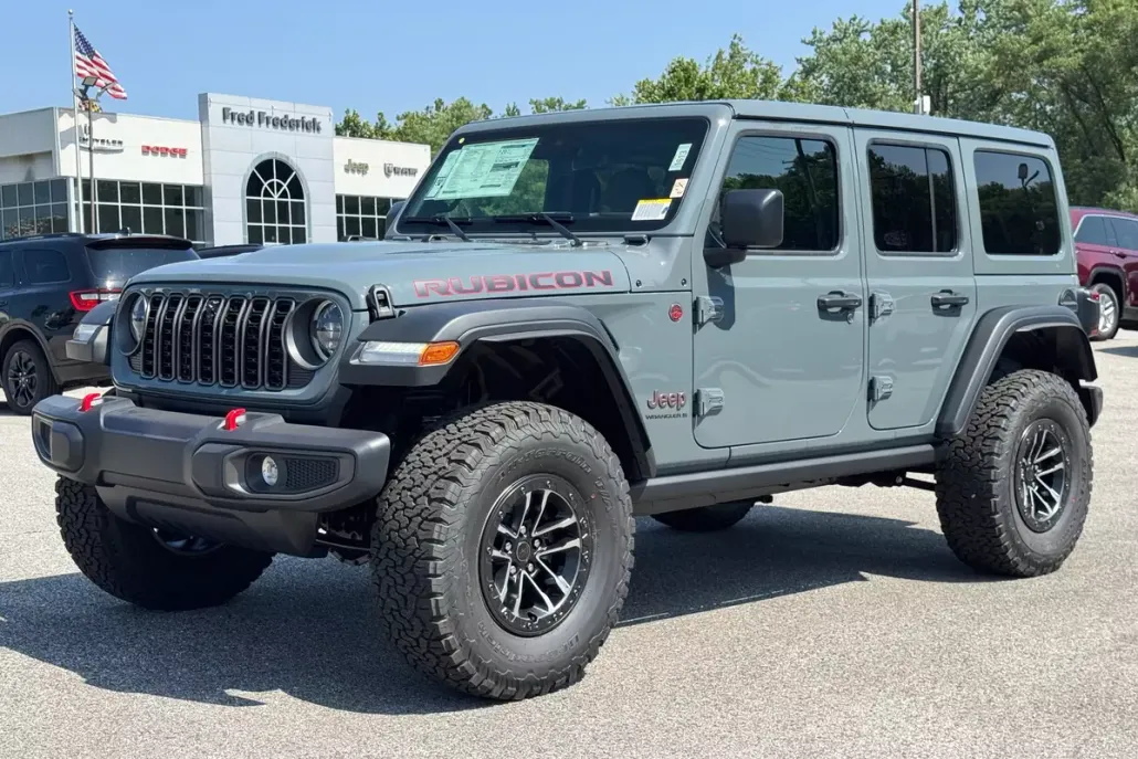 2025 Jeep Wrangler Rubicon photo 1