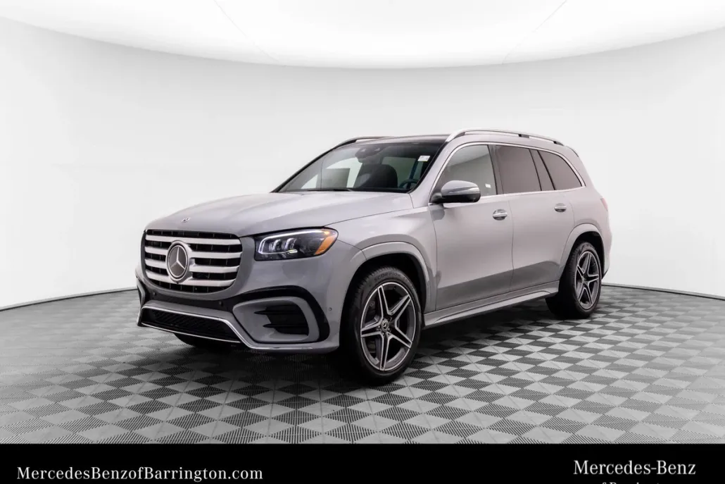 2025 Mercedes Benz GLS 450 4MATIC photo 1