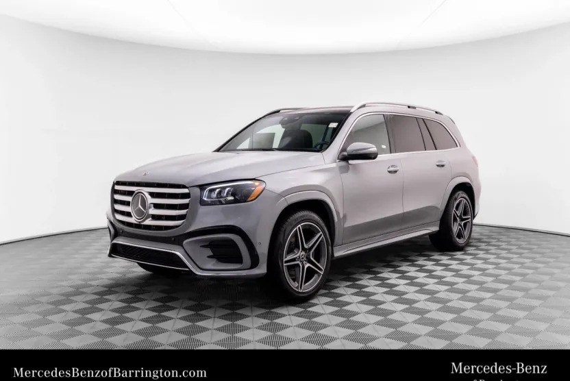 2025 Mercedes Benz GLS 450 4MATIC photo 1