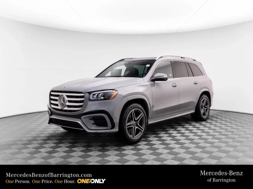 2025 Mercedes Benz GLS 450 4MATIC photo 1