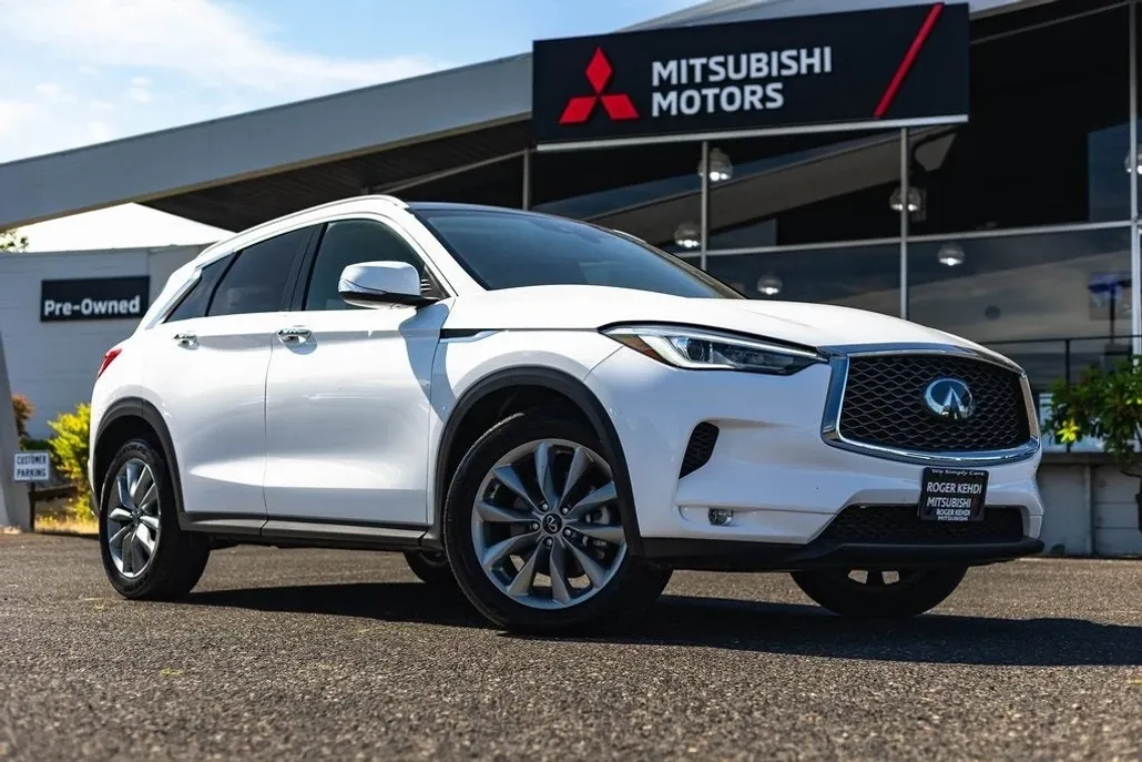 2021 Infiniti QX50 Luxe photo 1