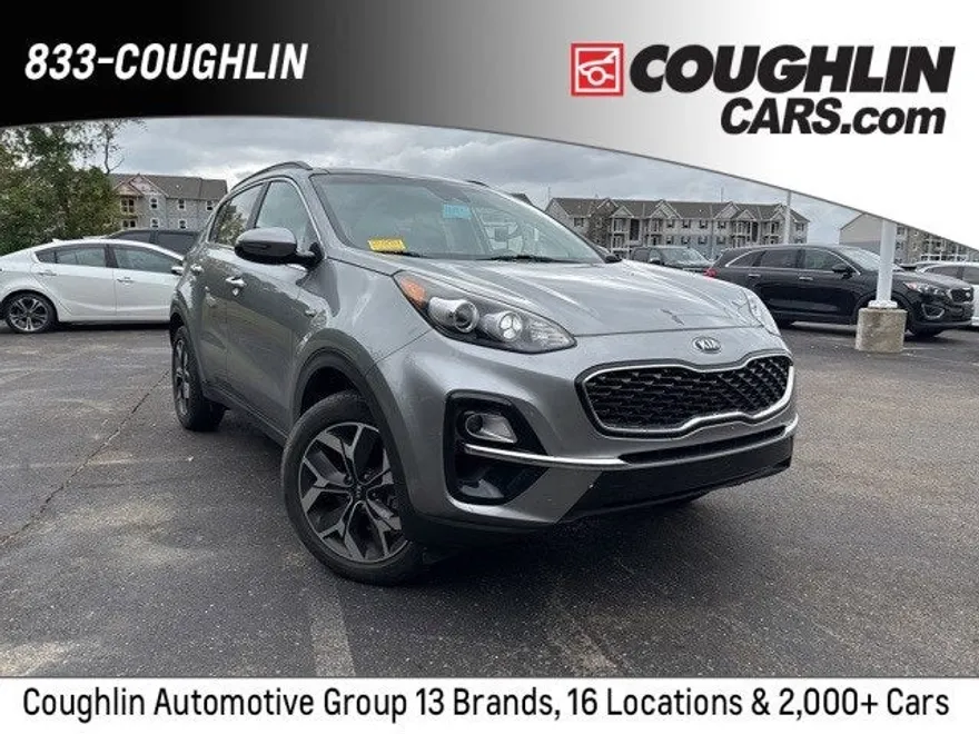 2022 Kia Sportage EX photo 1