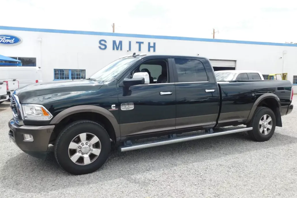 2017 Ram 3500 Laramie Longhorn photo 1