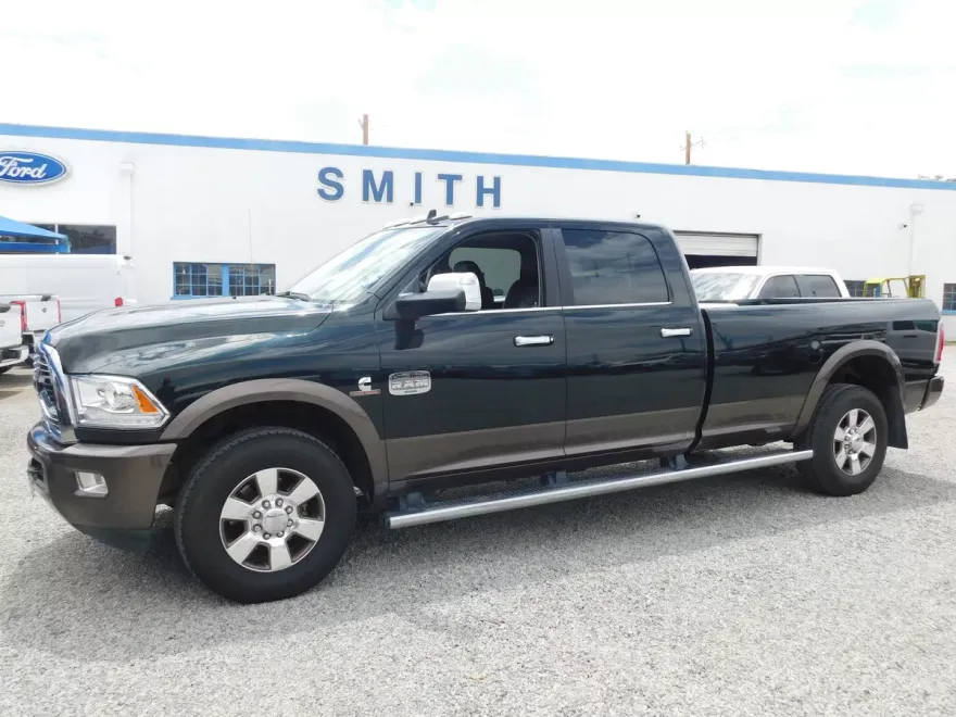 2017 Ram 3500 Laramie Longhorn photo 1