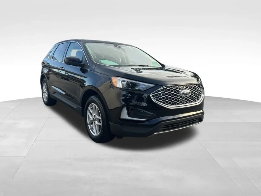 2024 Ford Edge SEL photo 1