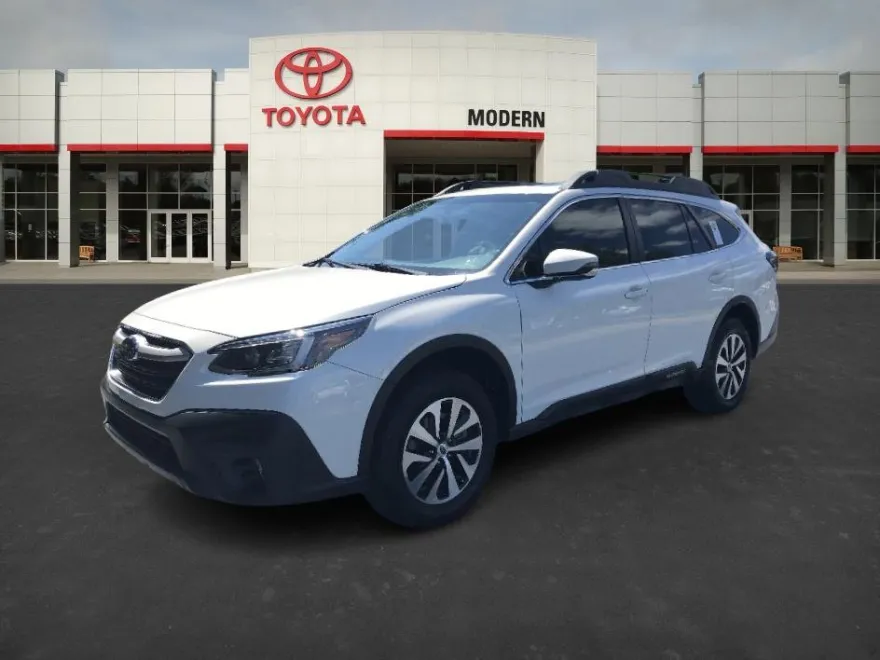 2022 Subaru Outback Premium photo 1