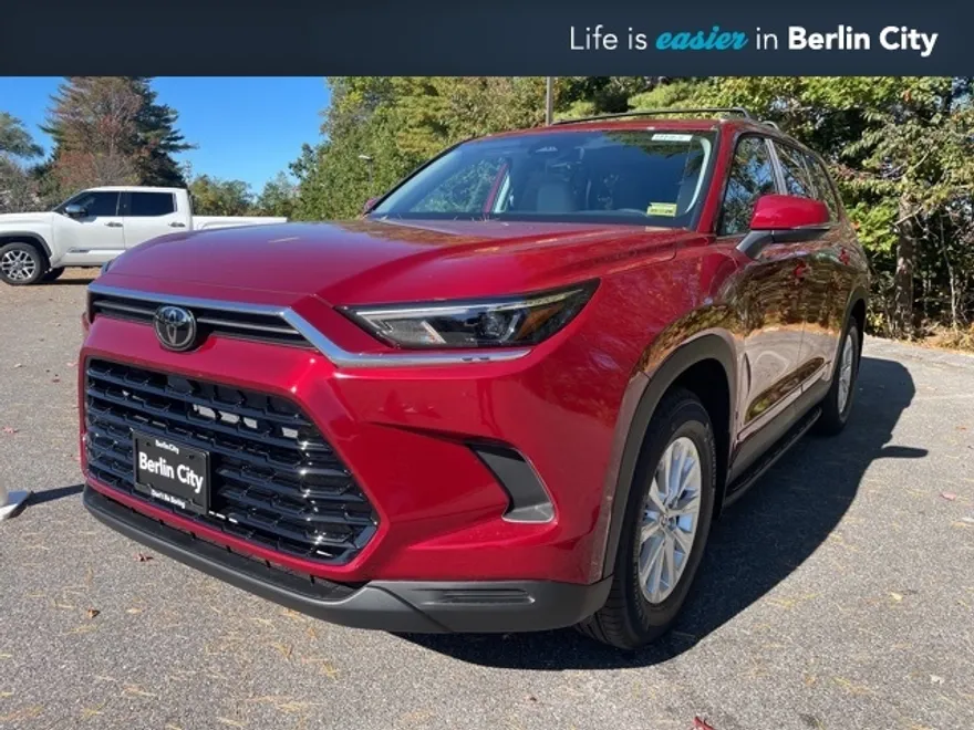 2026 Toyota Grand Highlander XLE photo 1