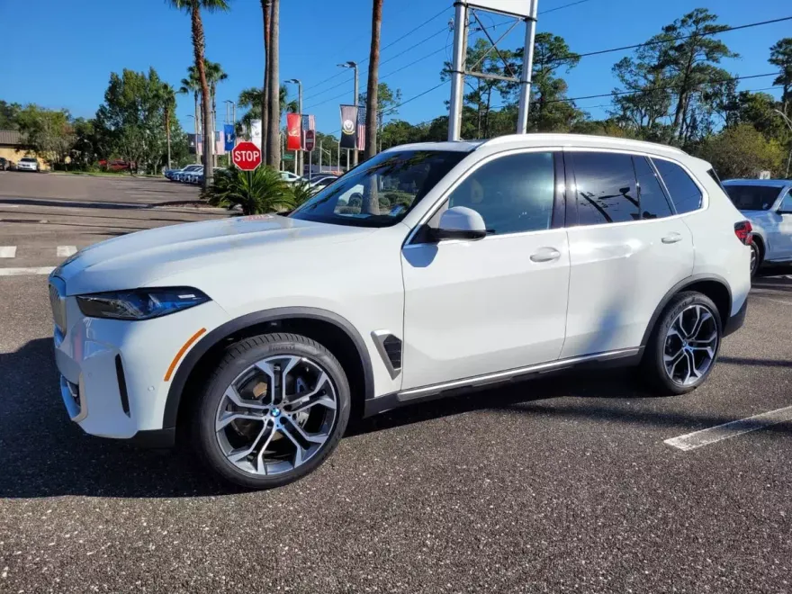 2025 Bmw X5 sDrive40i photo 1