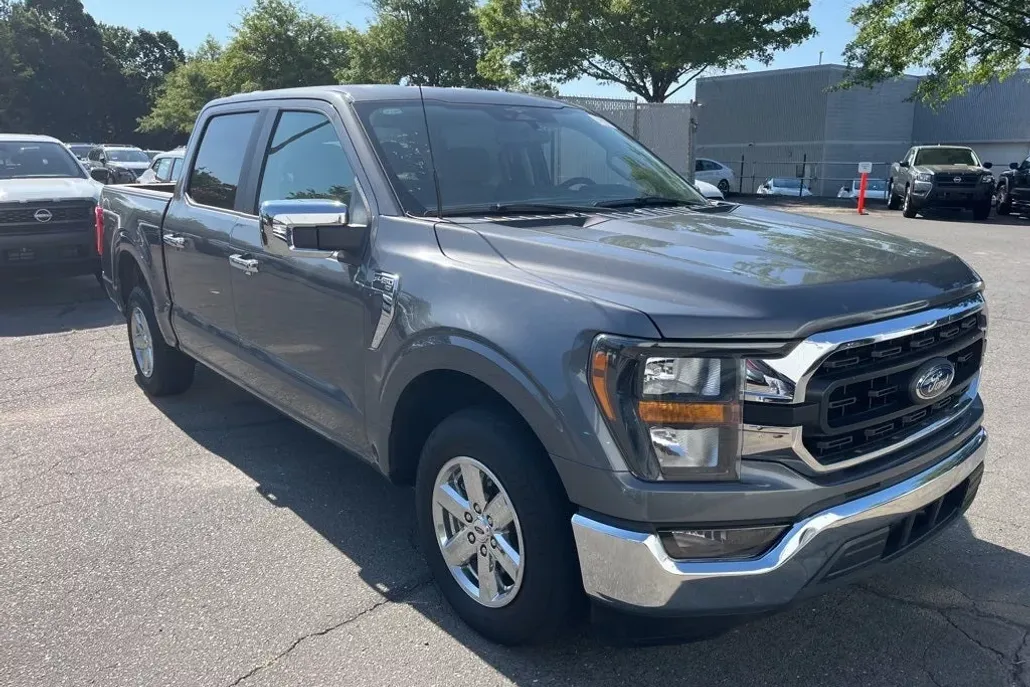 2023 Ford F-150 XLT photo 1