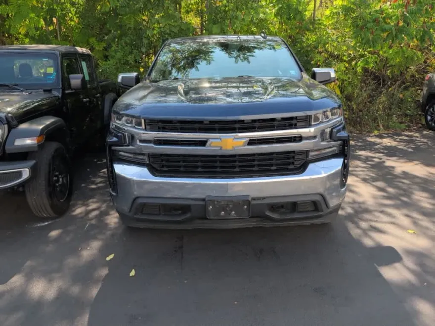 2019 Chevrolet Silverado 1500 LT photo 1