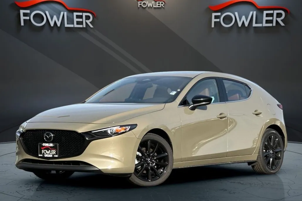 2024 Mazda Mazda3 Hatchback 2.5 Carbon Turbo photo 1